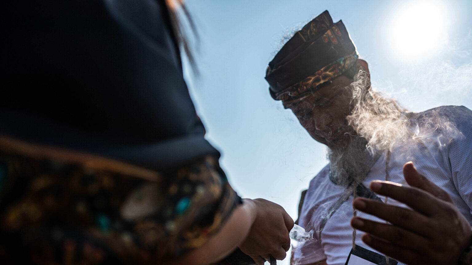 Lynn Jaime Rapu Tuki (Rapa Nui) participates in a smoke ceremony during the 2024 Wayfinders Circle gathering in Mongolia. Photo by Daniel Lin / Nia Tero.
